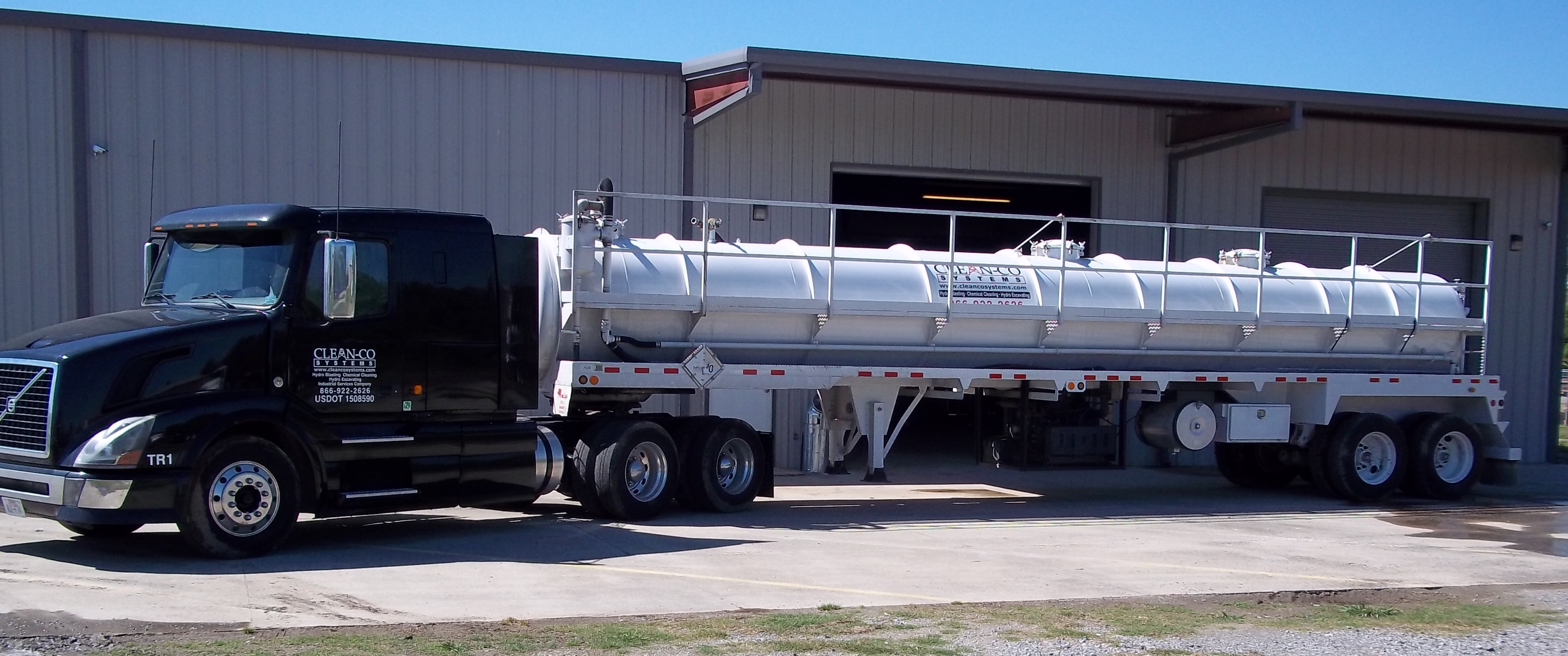 Clean-Co Systems Tank Truck