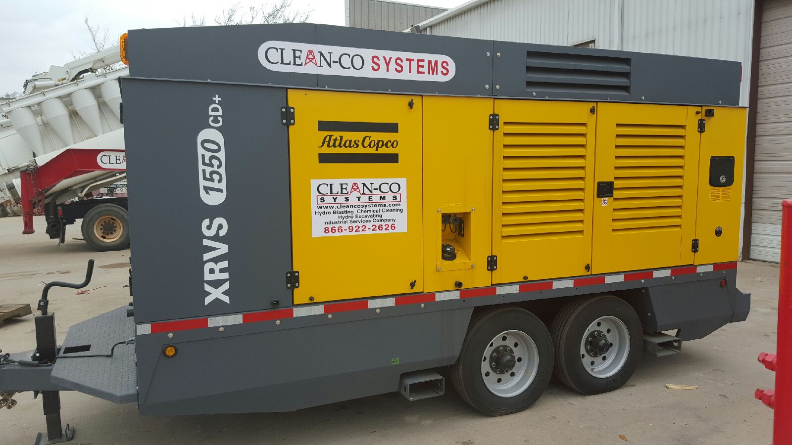 Cleanco-DryIce-blasting-equipment compressor